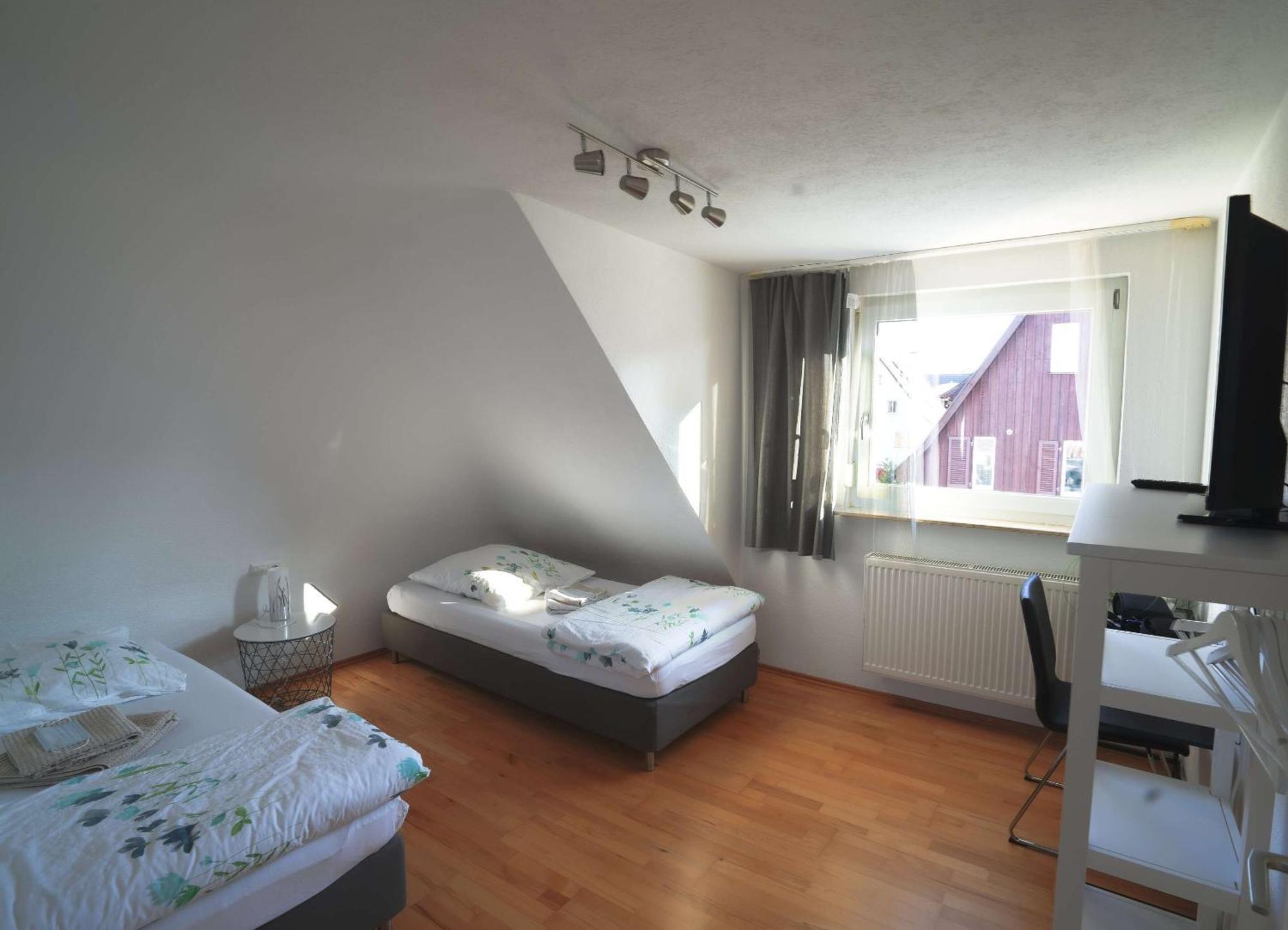 Fewo Reutlingen Heinestrasse Cameră foto