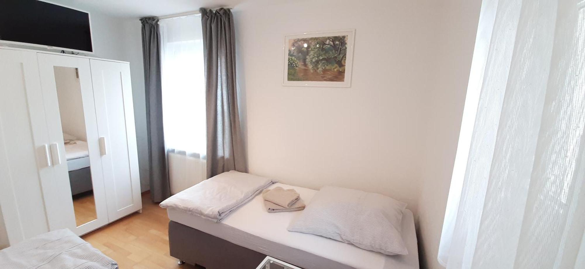 Fewo Reutlingen Heinestrasse Cameră foto