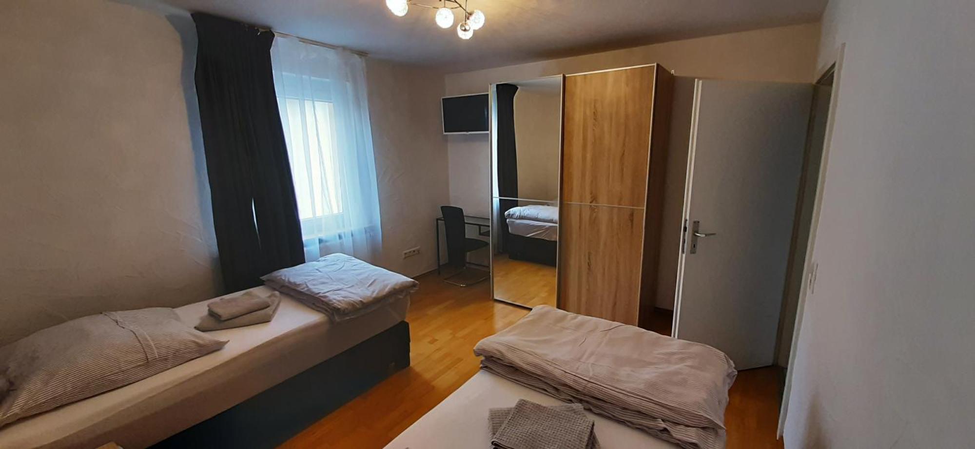 Fewo Reutlingen Heinestrasse Cameră foto